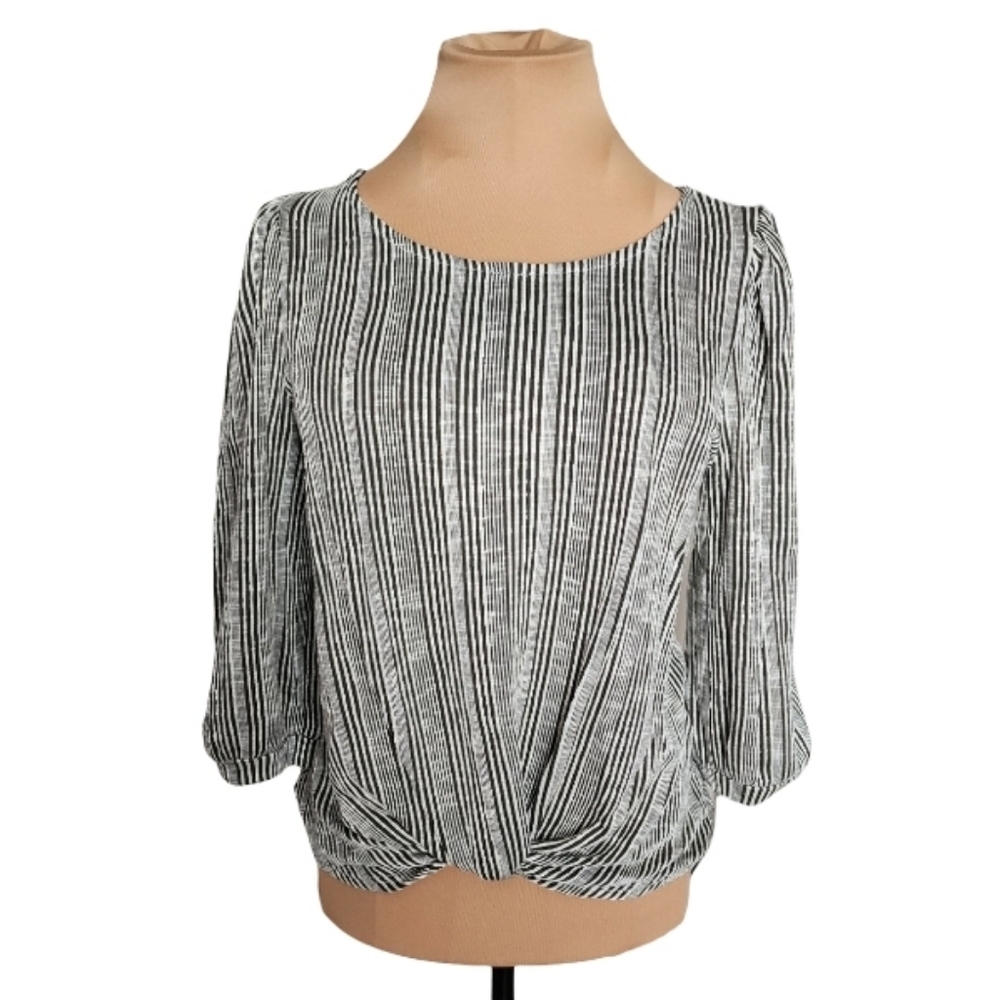 W5 Striped Round Neck‎ Blouse Career Office Women's Medium